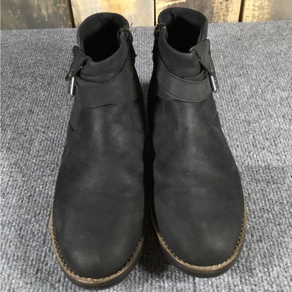 Clarks leather ankle booties women’s size 6 - Picture 3 of 10